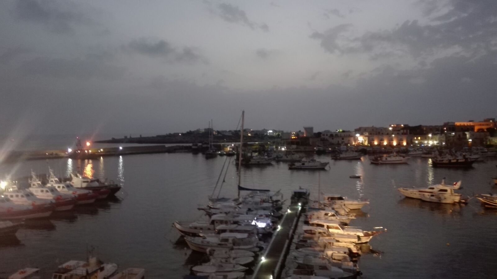 Lampedusa, conca che non affonda